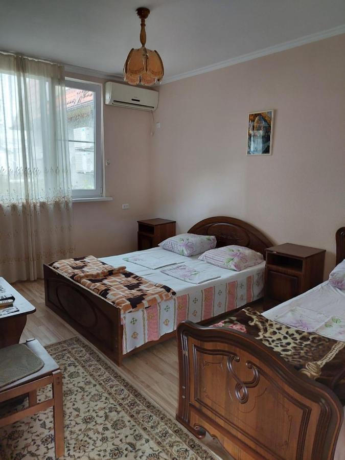 Белый Лотос 加格拉 外观 照片